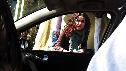 Fake-redhead-agent zieht pornofilme schwanger einen harten Schwanz in Ihre nasse Muschi