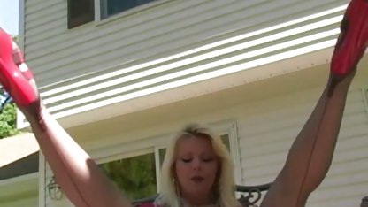 Deutsche Mädchen gangbang gratis frauenpornos im Creme-bukkake pussy