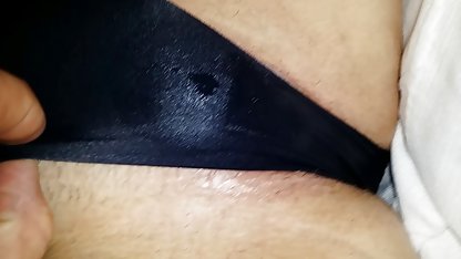 Hängenden Kopf und pussy finger geile frauen porn